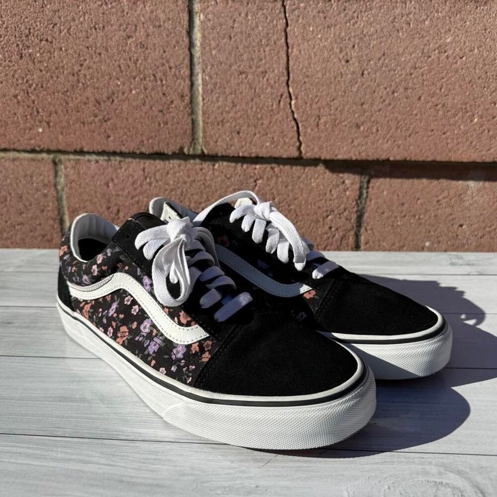 Black floral Vans Old Skool sneakers in Women’s 10